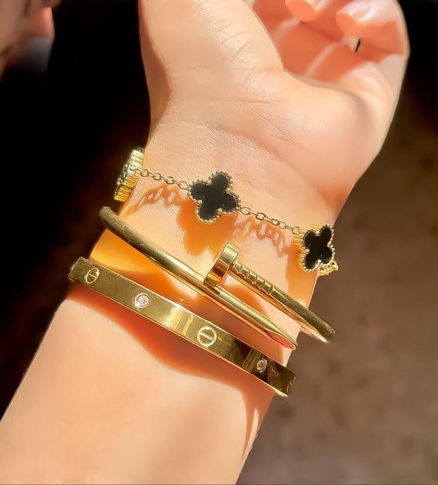 Gold-tone stainless steel bangle set of 3 for women